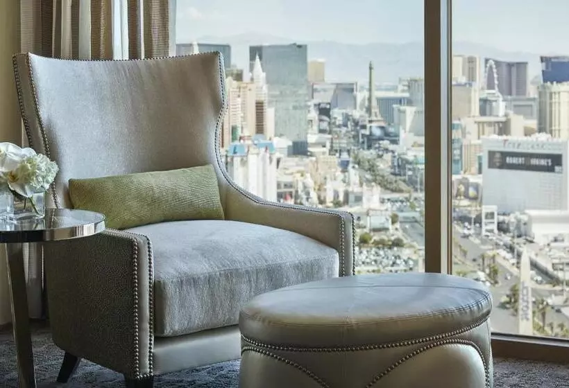 Suite Queen Bed, Four Seasons Hotel Las Vegas