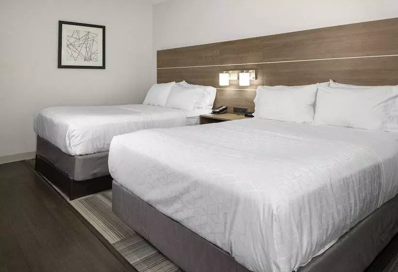 اتاق استاندارد با 2 تخت دوبل, Holiday Inn Express Myrtle Beach Broadway At The Beach, An Ihg