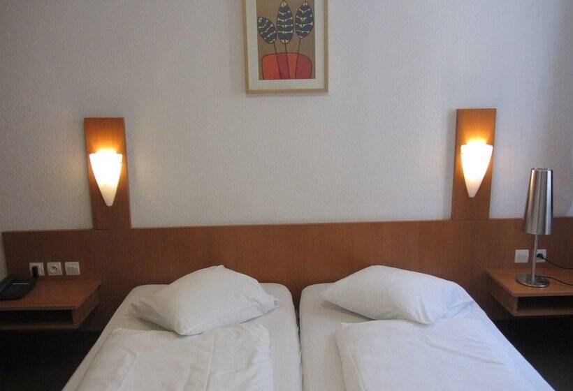 Номер Стандарт, Hôtel Restaurant Le Brochet