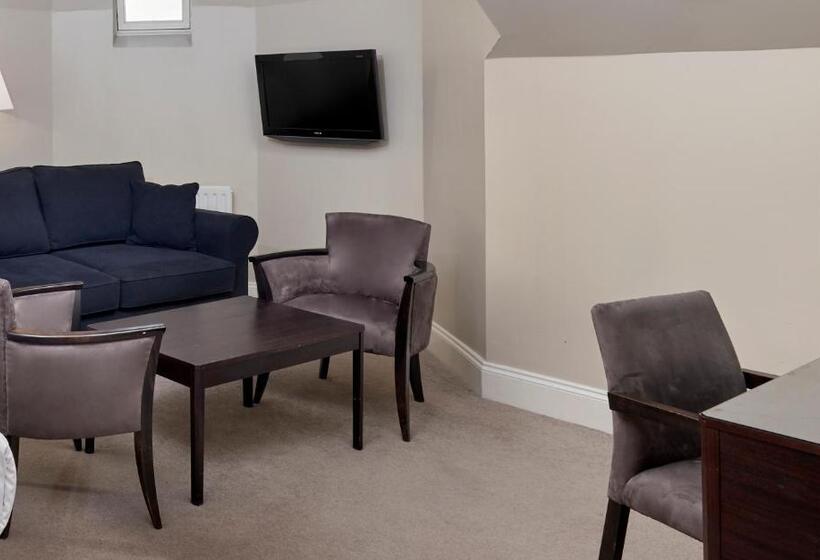 キングサイズベッドのスーペリアルーム, Leonardo Edinburgh City