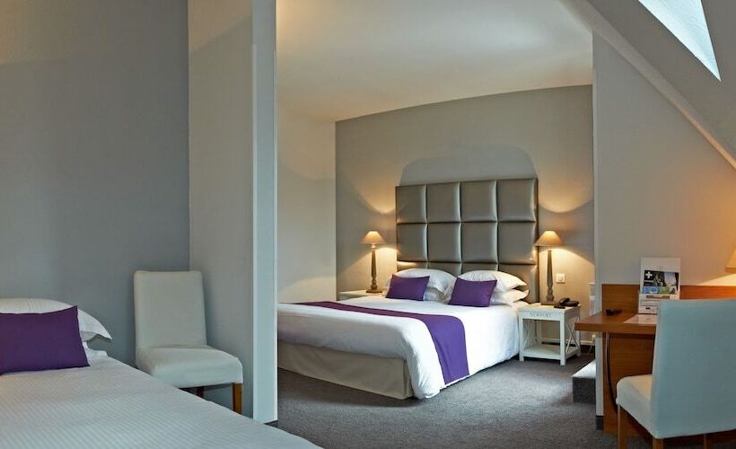 חדר סופריור לשלושה, Les Jardins d'Adalric