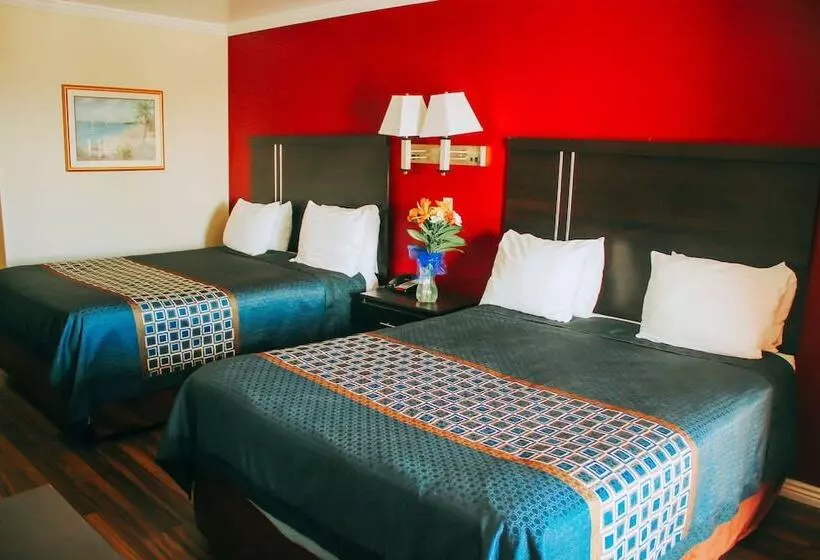 اتاق استاندارد با 2 تخت دوبل, Rodeway Inn & Suites