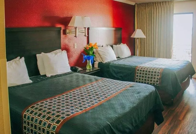 اتاق استاندارد با 2 تخت دوبل, Rodeway Inn & Suites