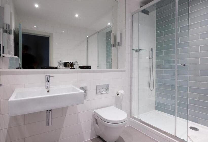 Delüks Oda, Signature Townhouse London Hyde Park