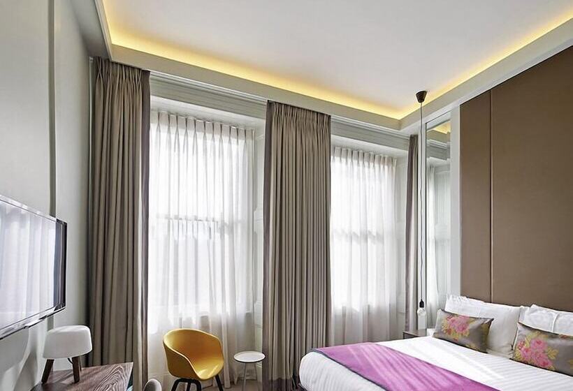 Delüks Oda, Signature Townhouse London Hyde Park