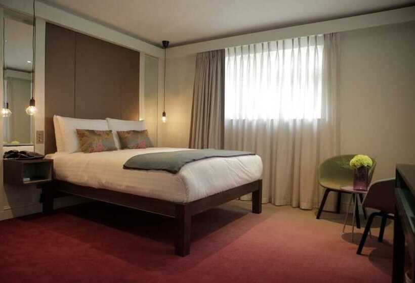 Delüks Oda, Signature Townhouse London Hyde Park