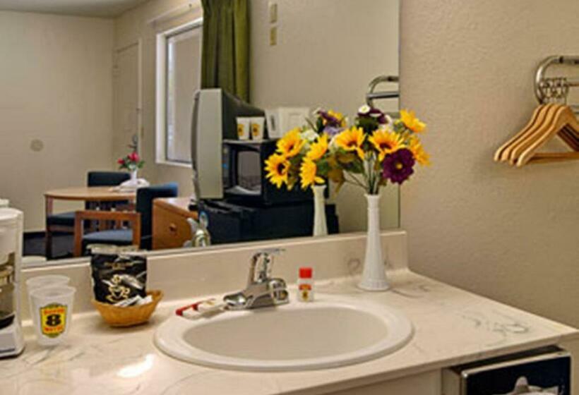 Standard Værelse King Size Seng, Super 8 By Wyndham Red Bluff