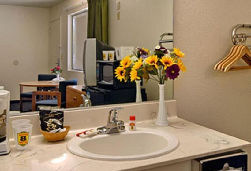 장애인을 위한 스탠다드 룸, Super 8 By Wyndham Red Bluff