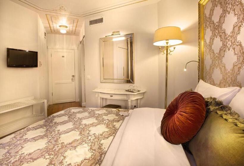 اتاق استاندارد, Valide Sultan Konagi