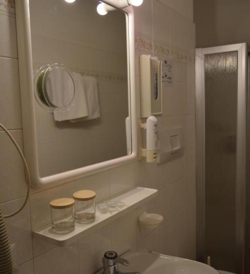 Номер Стандарт, Wanda