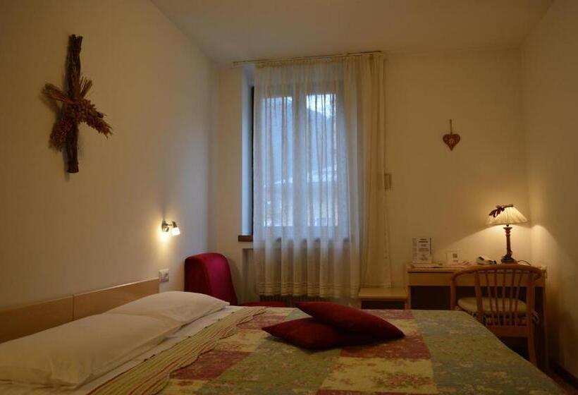 수피리어 싱글 룸, Wanda