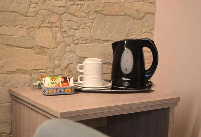 주니어 스위트 발코니, Wanda