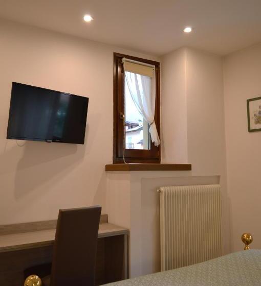 バルコニー付きジュニアスイート, Wanda