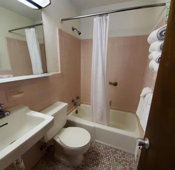 Suíte Deluxe, Ivanhoe Motel