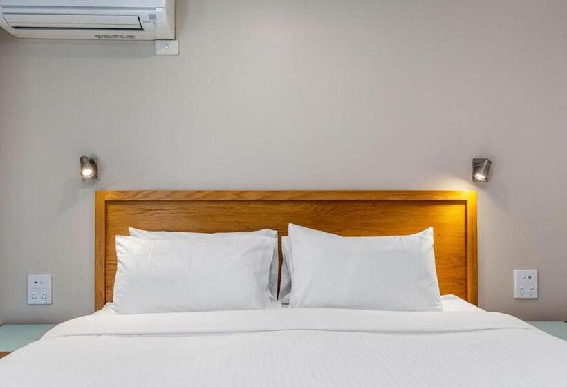 Номер Стандарт Вид на Бассейн, Apollo Bay Motel & Apartments, BW Signature Collection