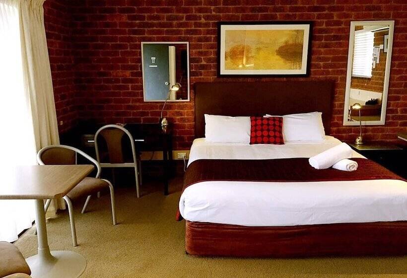 스탠다드 룸 킹사이즈 침대, Admiral Motor Inn