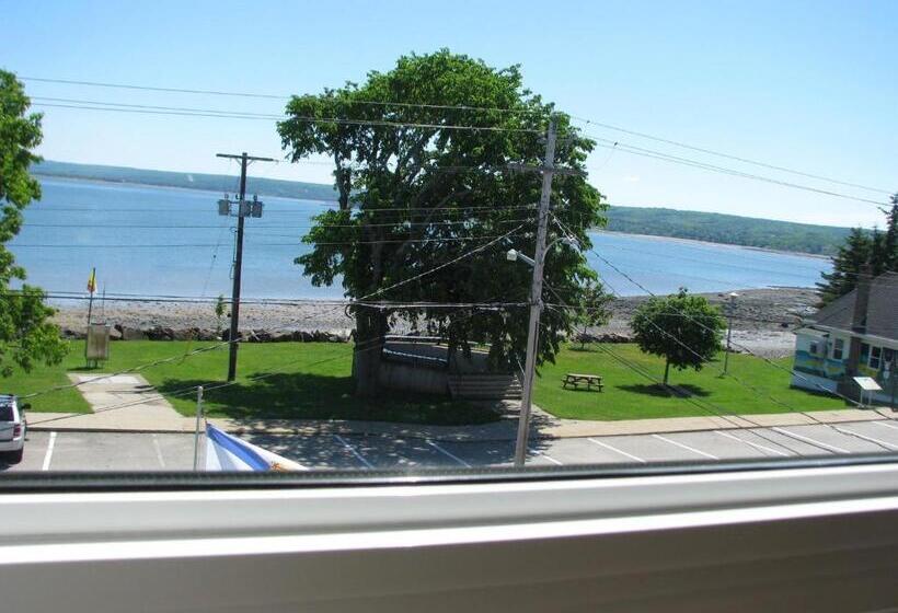 オーシャンビュースタンダードルーム, Bayside Inn