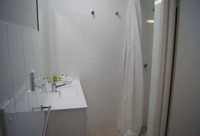 اتاق لوکس, Beachside Motor Inn