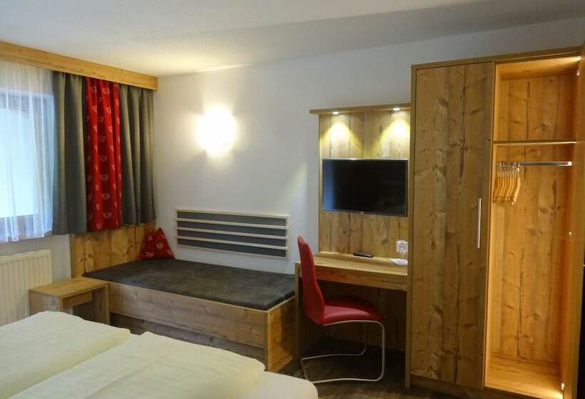 חדר סופריור, Gundolf