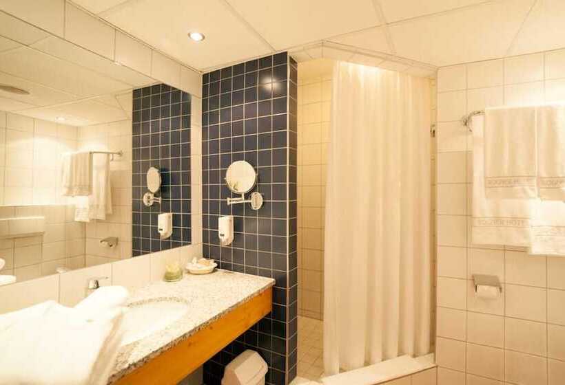 חדר סטנדרט נוף לעיר, Rogner Hotel Tirana