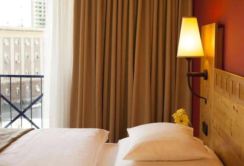 주니어 스위트 도시 전망, Rogner Hotel Tirana