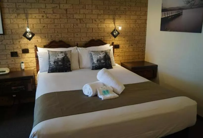 اتاق استاندارد یک نفره, Belltower Motor Inn