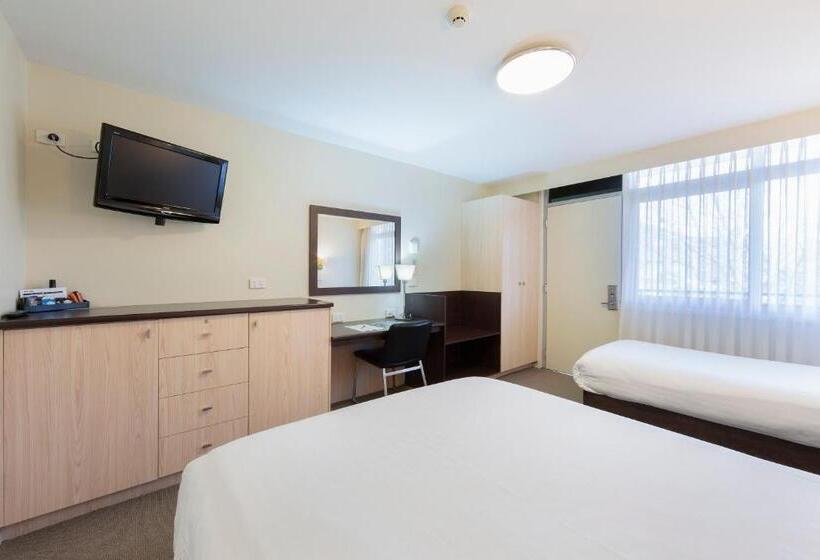 高级单人间, Ibis Styles Canberra Tall Trees