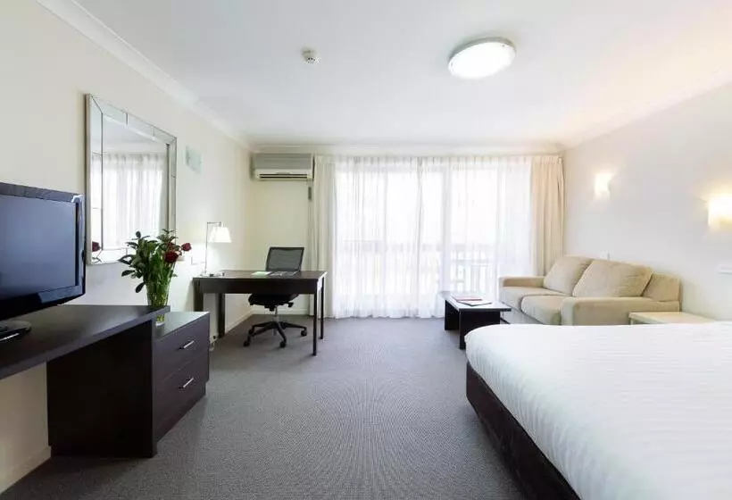 اتاق اجرایی, Ibis Styles Canberra Tall Trees