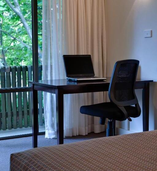 이그제큐티브 룸, Ibis Styles Canberra Tall Trees