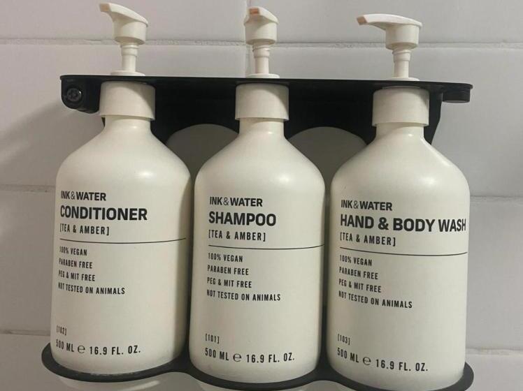 行政房间, Ibis Styles Canberra Tall Trees