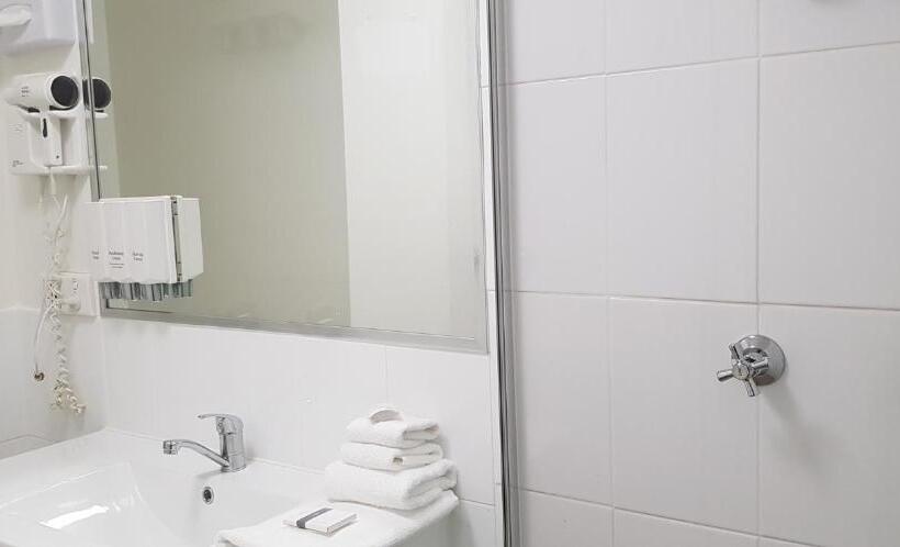 标准工作室, Reef Palms