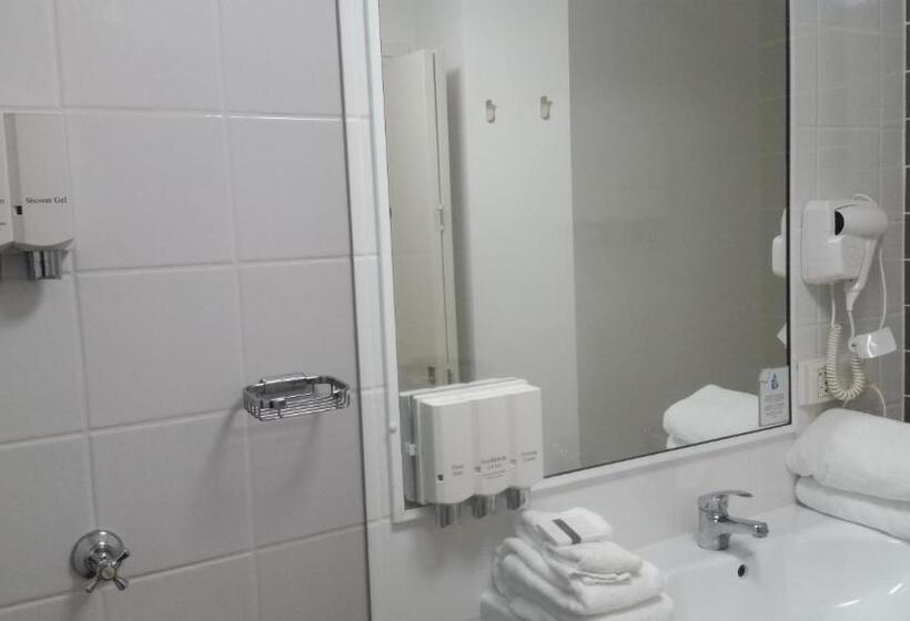 四人标准间, Reef Palms