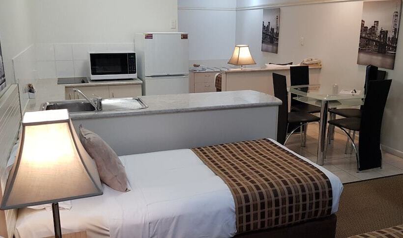 标准工作室, Reef Palms