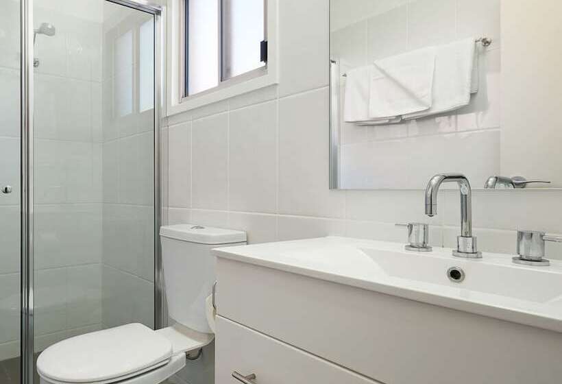 اتاق سوپریور, The Charles Boutique Hotel & Dining