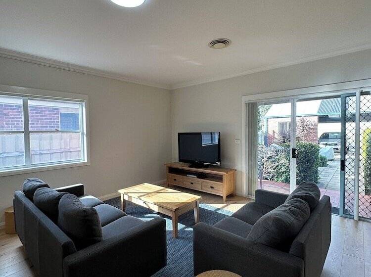 آپارتمان 3 خوابه, The Charles Boutique Hotel & Dining