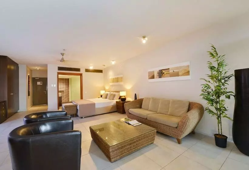 استودیوی استاندارد, Club Tropical Resort   Official Onsite Reception & Check In