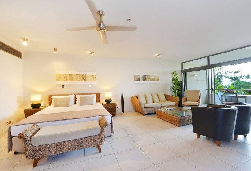 スタンダードスタジオ, Club Tropical Resort   Official Onsite Reception & Check In