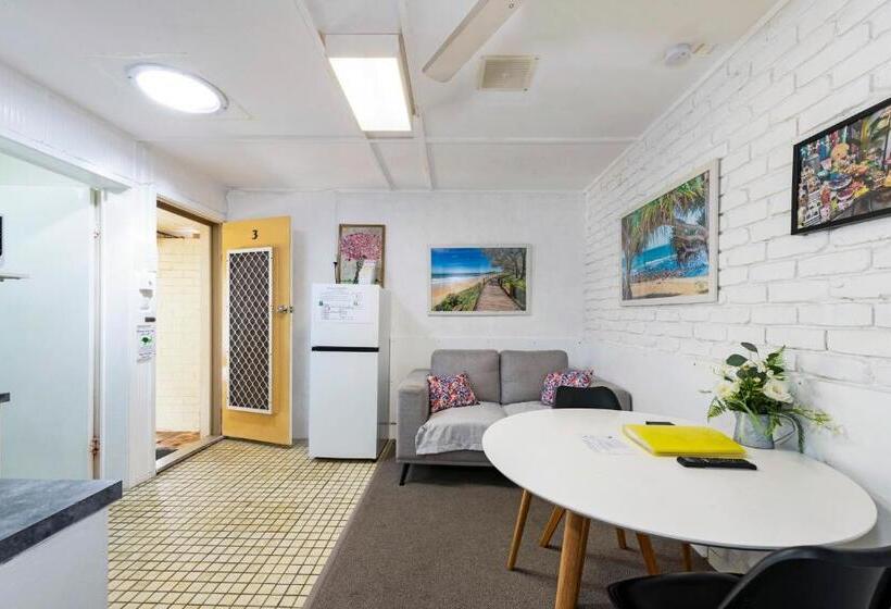 اتاق استاندارد, Bundaberg Coral Villa Motor Inn