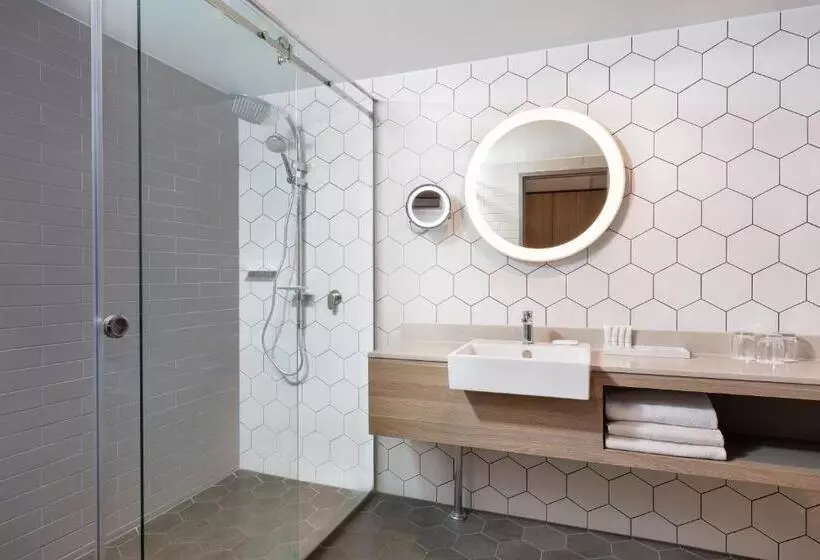 デラックスルーム, Crowne Plaza Alice Springs Lasseters, An Ihg