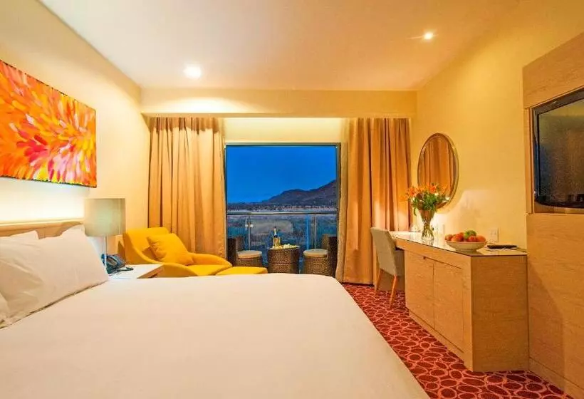 プレミアムルーム, Crowne Plaza Alice Springs Lasseters, An Ihg