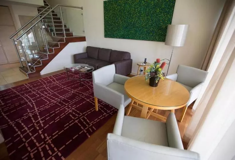 ２ベッドスイートルーム, Crowne Plaza Alice Springs Lasseters, An Ihg