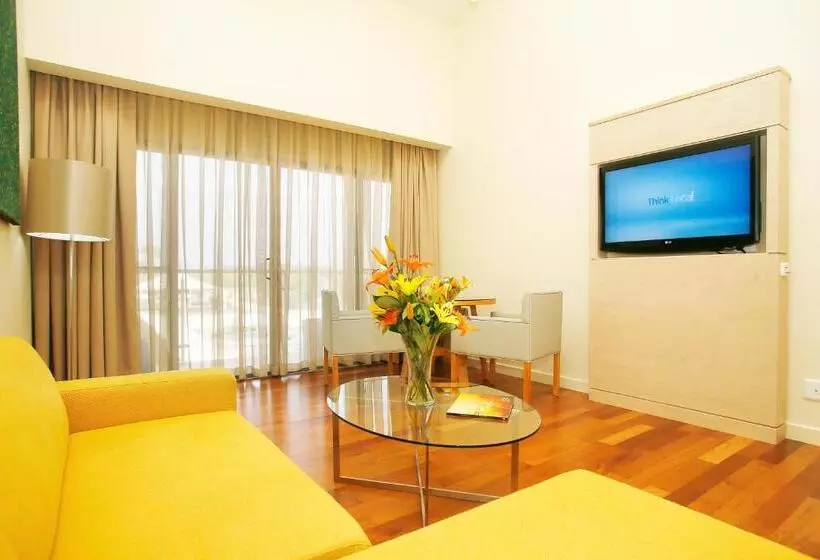 ２ベッドスイートルーム, Crowne Plaza Alice Springs Lasseters, An Ihg