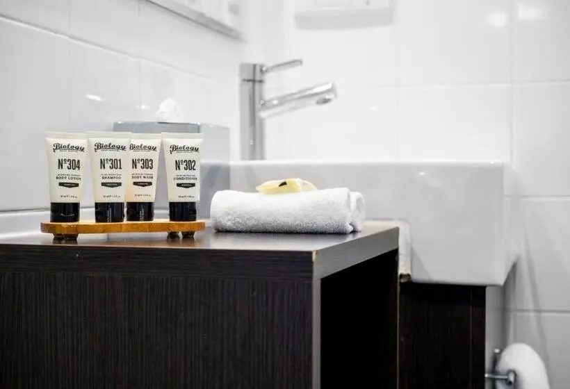 キングサイズベッドのスーペリアルーム, Mercure Sydney St Leonards