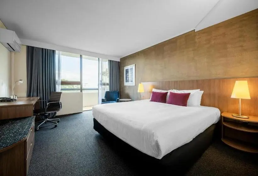 キングサイズベッドのスーペリアルーム, Mercure Sydney St Leonards