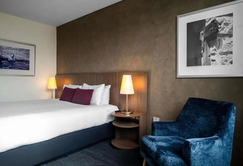 キングサイズベッドのクラシックルーム, Mercure Sydney St Leonards