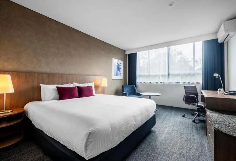 キングサイズベッドのクラシックルーム, Mercure Sydney St Leonards