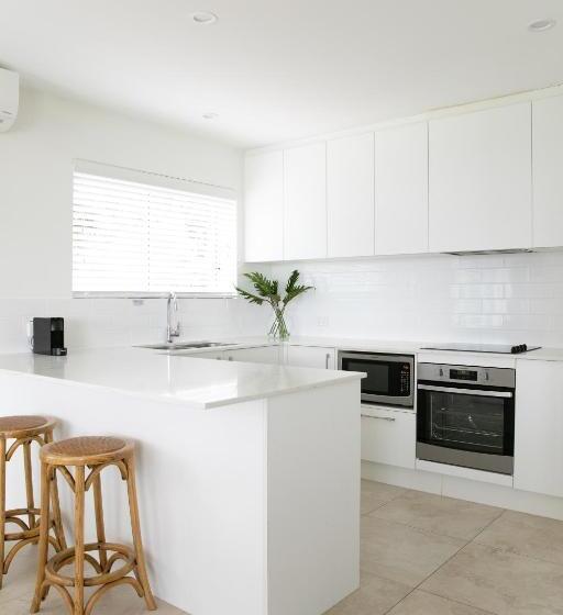 Апартаменты Премиум 1 Спальня, Noosa Crest Resort