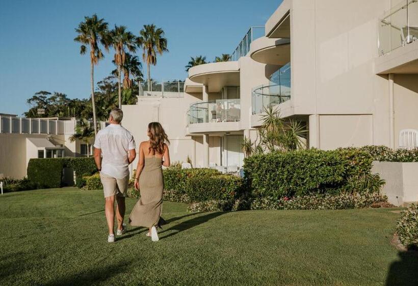 Апартаменты премиум класса с 1 спальней и видом, Noosa Crest Resort