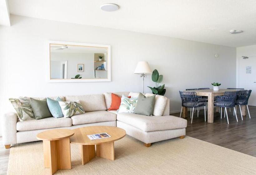 Апартаменты премиум класса с 1 спальней и видом, Noosa Crest Resort