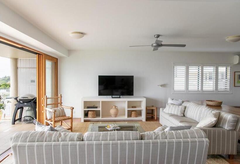 Вилла 3 Спальни, Noosa Crest Resort
